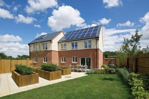 elmsbrook-at-nw-bicester_2_edit_0.jpg